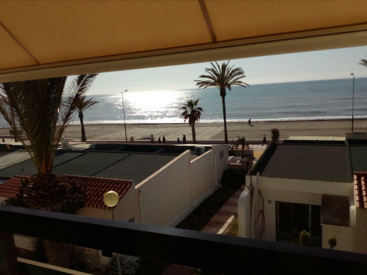 Estudio Frente Al Mar *